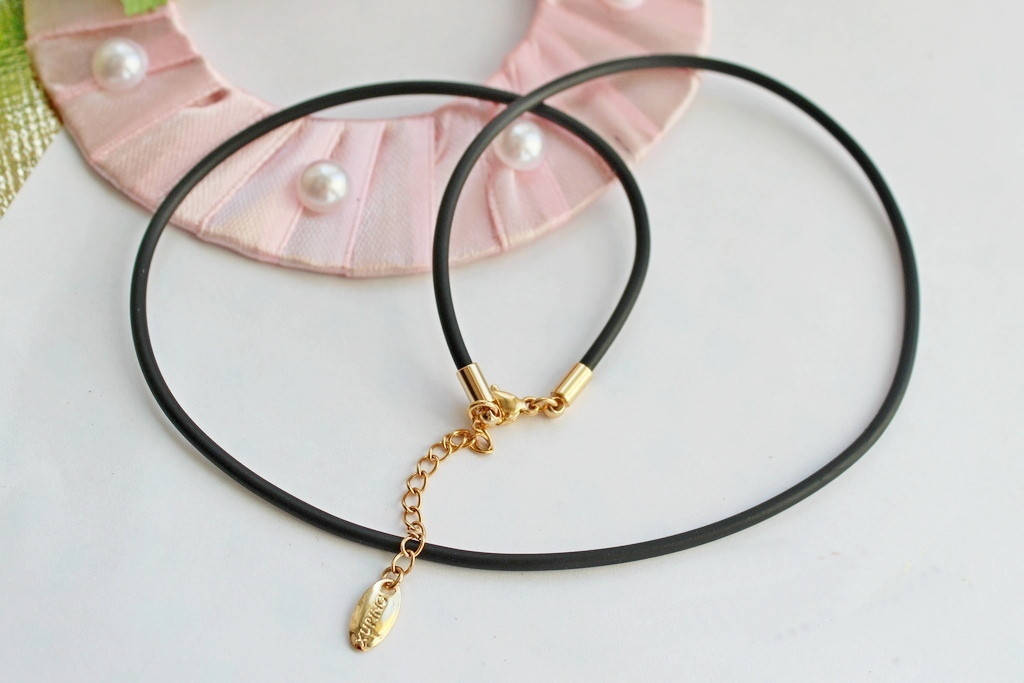 

Шнурок каучук Xuping Jewelry 55 см 1,5 мм черный