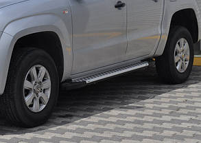 Бічні пороги VW Amarok (площа Saphire)