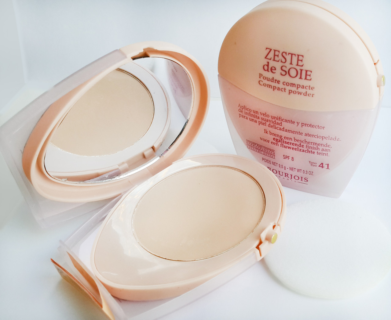 Купить Компактная выравнивающая пудра для лица Bourjois Zeste de Soie ...