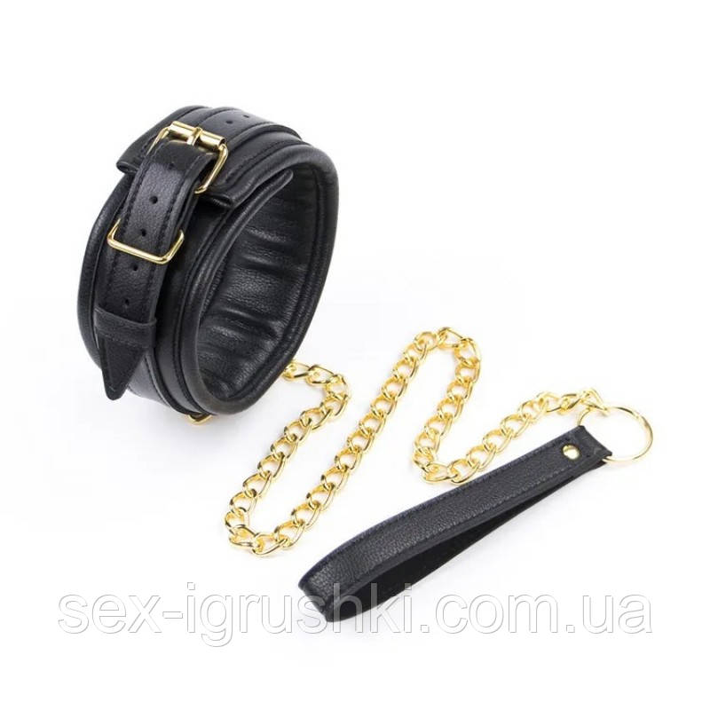 Чорний нашийник із золотистим повідцем Leather Neck Collar With Chain Leash