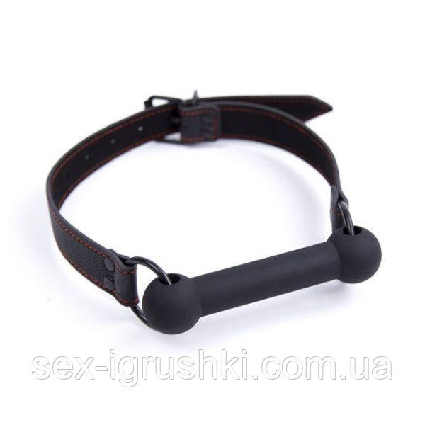 Силіконовий кляп зі шкіряним ремінцем та червоним рядком Silicone Bit Gag Black, Черный