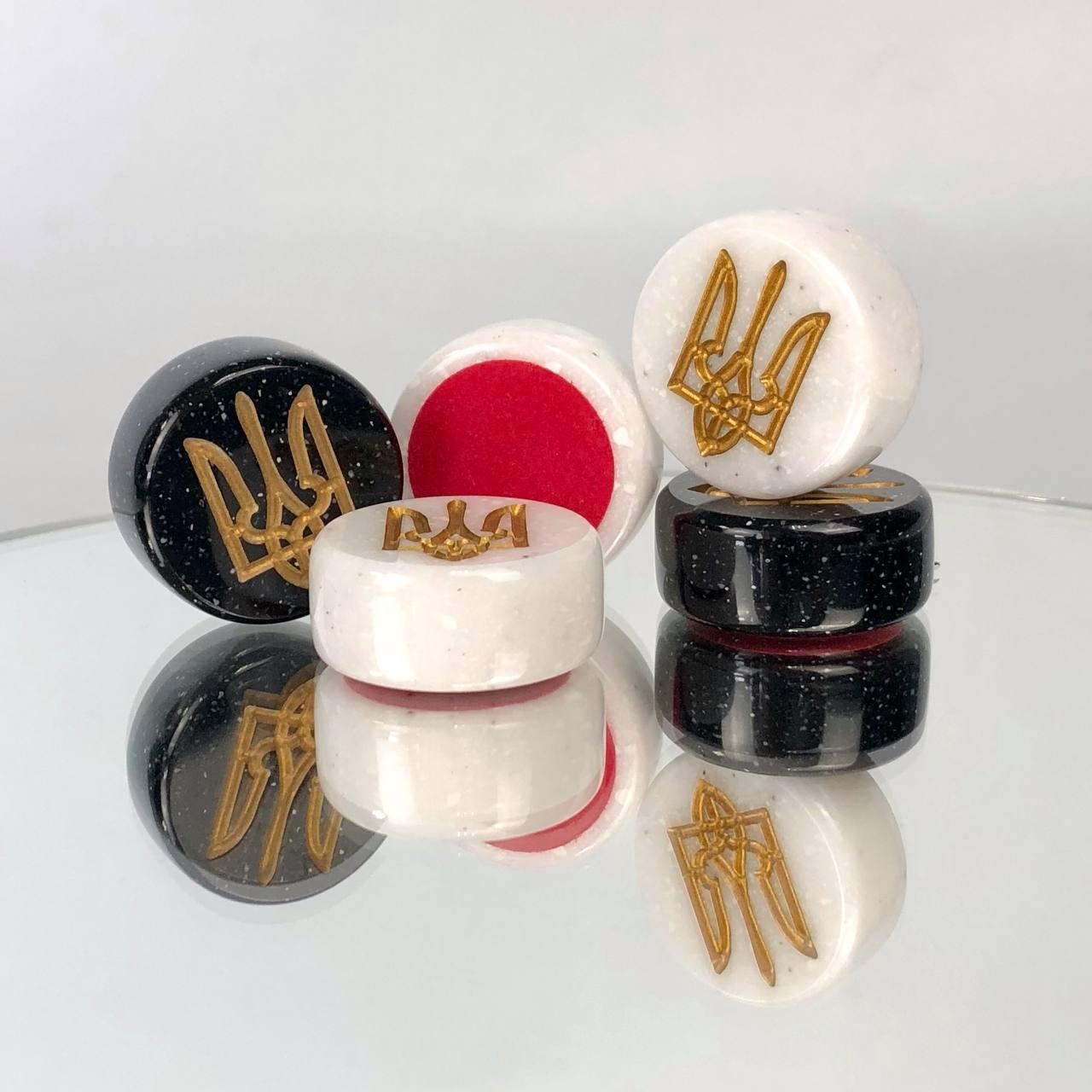 Фішки для гри нарди з каменю 27×12мм з гравіруванням тризуб, фото 1