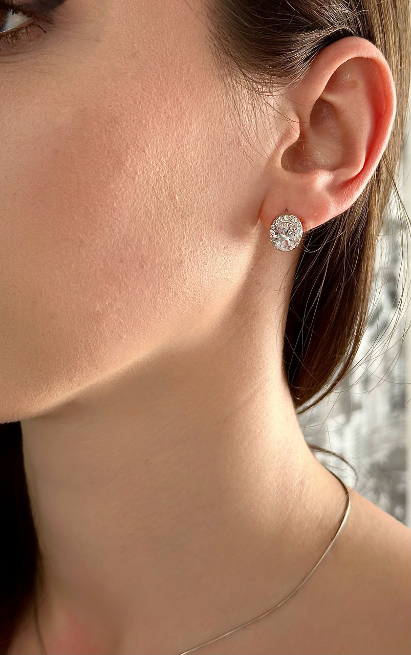 Срібні сережки з білим кубічним цирконієм покриті родієм — витонченість у кожній деталі, фото 1