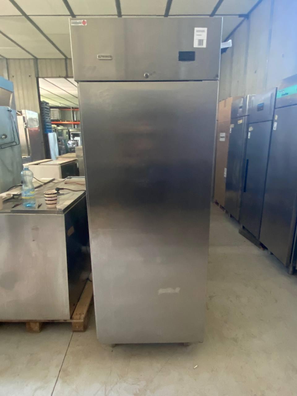 Холодильна шафа Electrolux RS06R41F б/у
