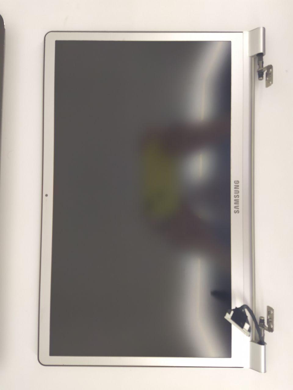 Матриця + верхня кришка +петлі для ноутбука Samsung NP 900X4D (LSN150KT01-801) "Б/У"