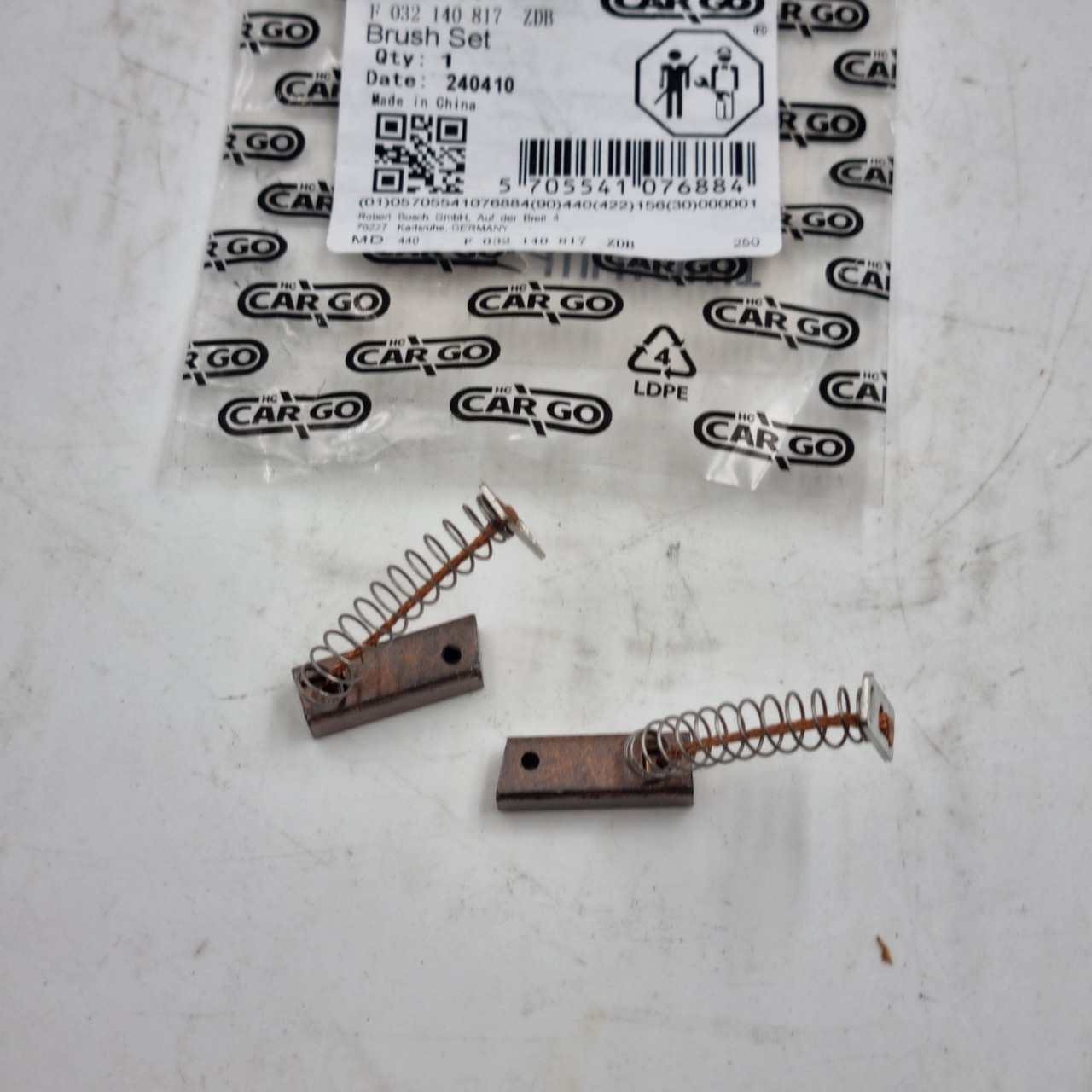 Щітки стартера CARGOPARTS 140817 SPACE WAGON MD618570