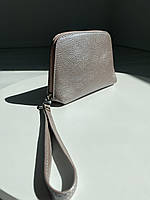 Бежева шкіряна косметичка Woman's heel із щільною текстурою та блискавкою (В-480-3)