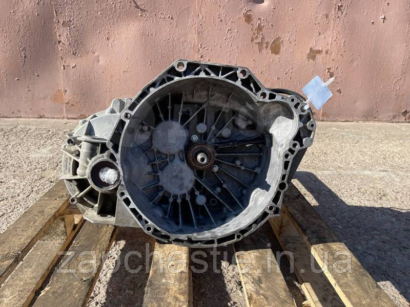 КПП Рено Мастер 2.5dCi PF6004