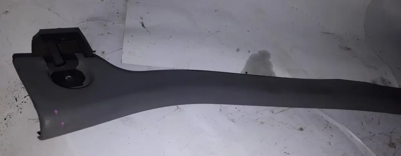 Накладка порога ззаду права 3B0867768 Фольксваген Пасат Volkswagen Passat B5