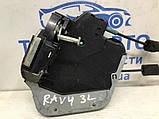 Замок двері задній лівий Toyota Rav 4 CA30 2.2 DIESEL 2ADFTV 2006 (б/в), фото 2