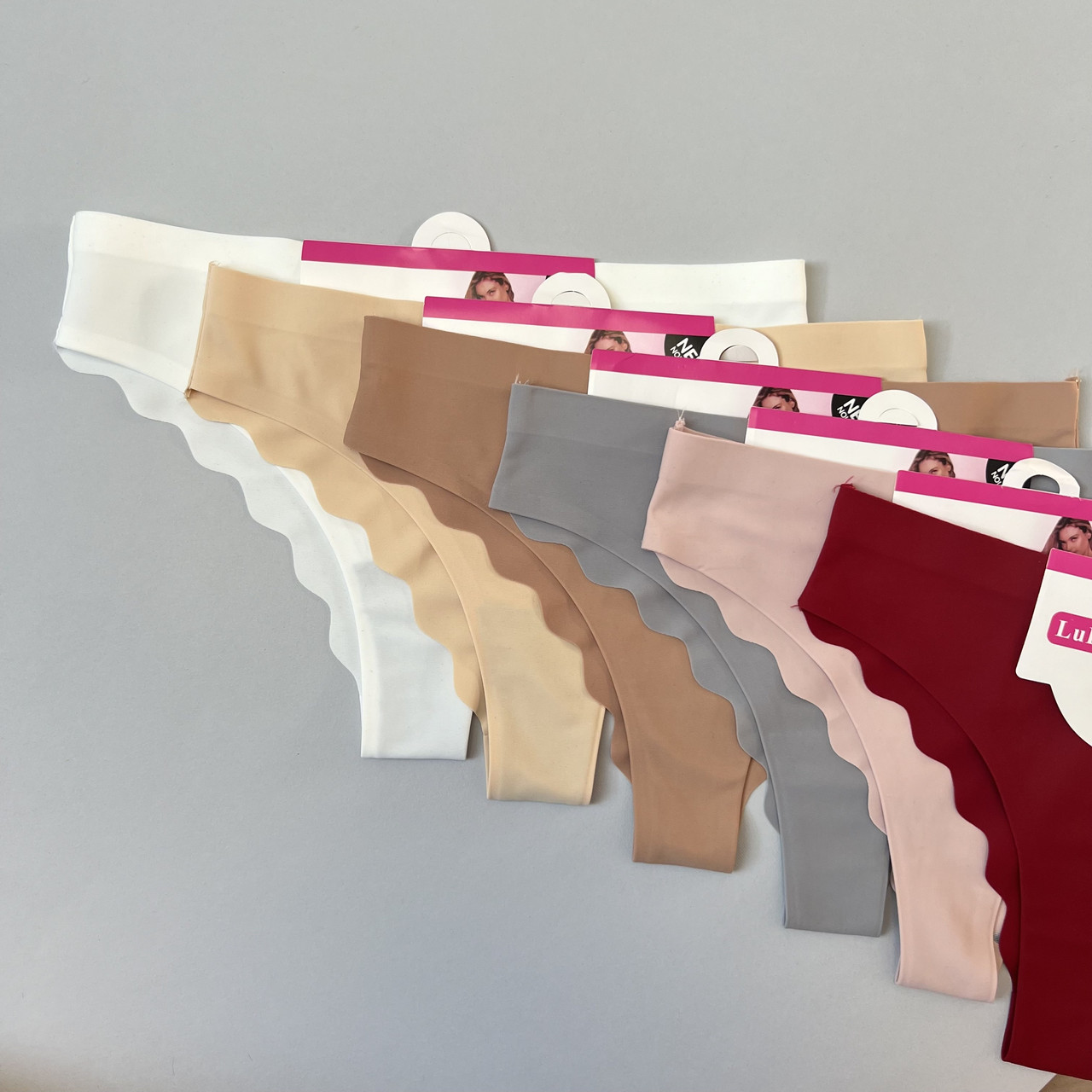 Безшовні трусики - бразиліани Lu Lo La з лазерною обробкою, фото 1