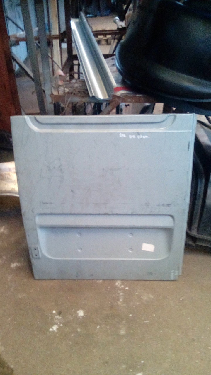 Низ задніх дверей мерседес спринтер (до скла), фото 1