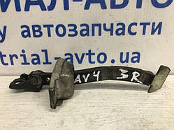 Обмежувач дверей задній правий Toyota Rav 4 CA30 2.2 DIESEL 2ADFTV 2006 (б/в)