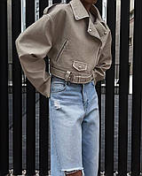 Укорочена бежева жіноча куртка косуха оверсайз із поясом No2457