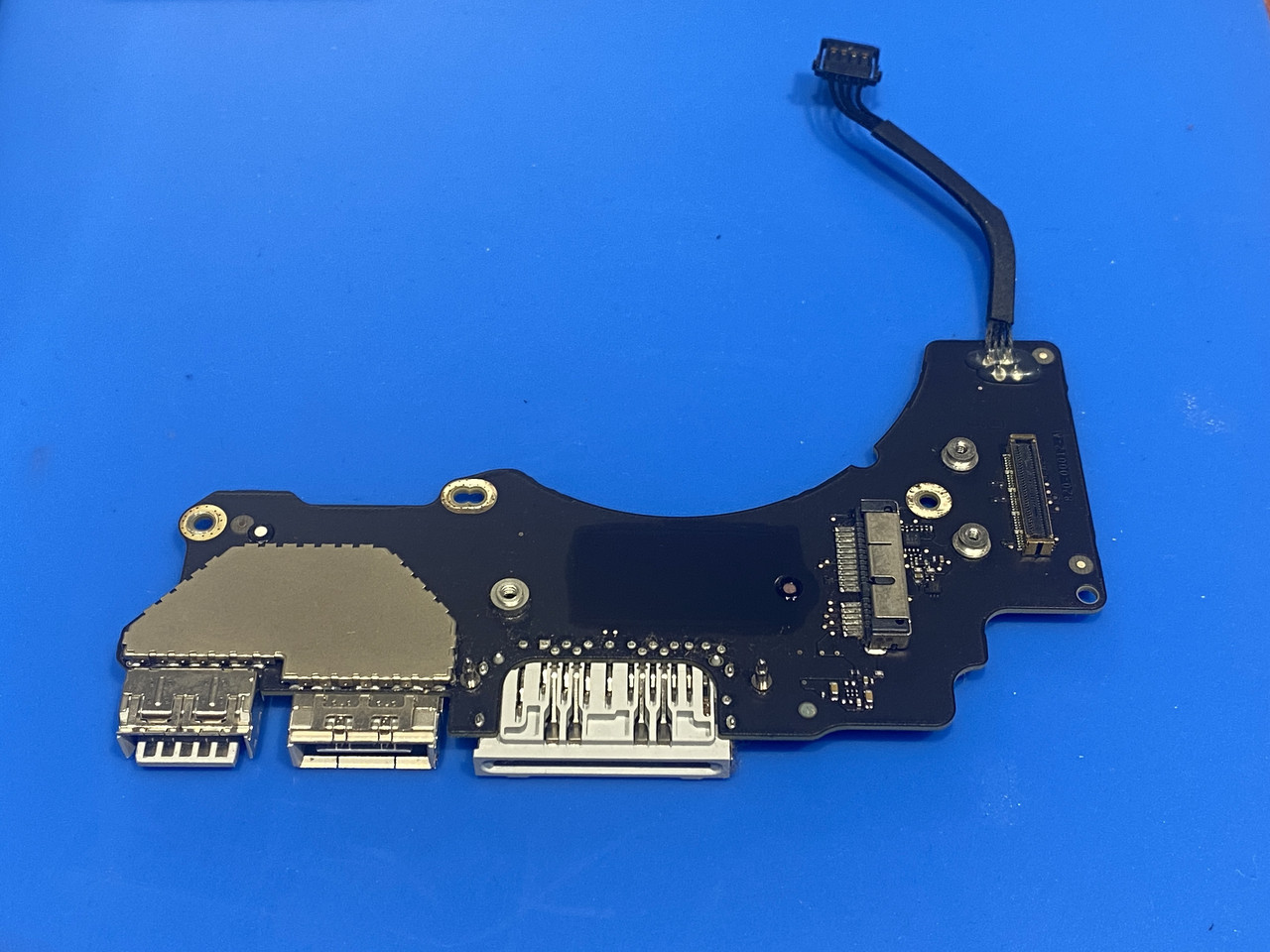 Apple MacBook A1502 2015 року 820-00012-А Плата з роз'ємом HDMI, USB, Card Reader