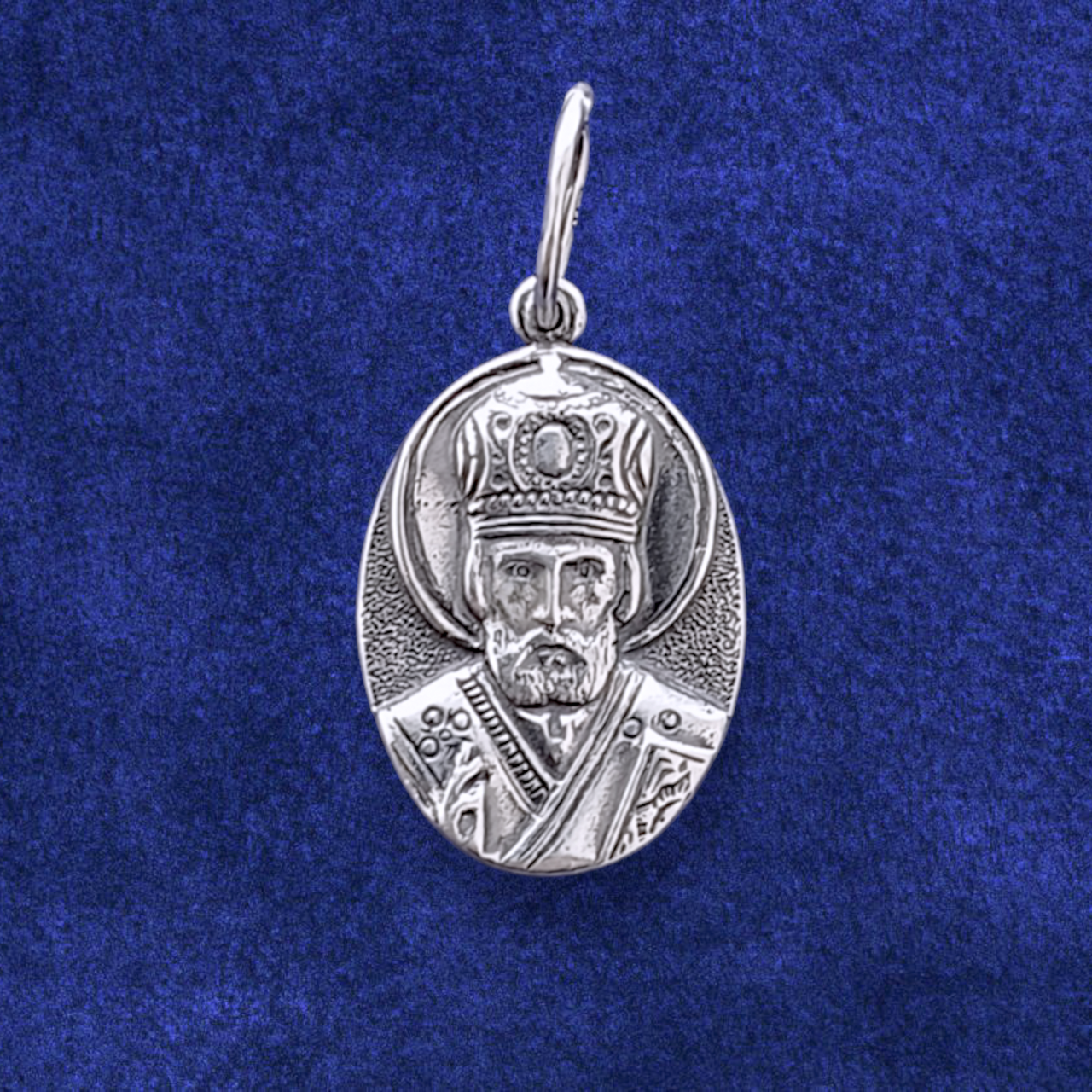 Срібний медальйон Миколи Чудотворця 2.63 г, чорнений.