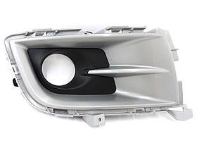 Mazda 6 2011-2013 Права решітка на туманку в бампер передній Нова Оригінал