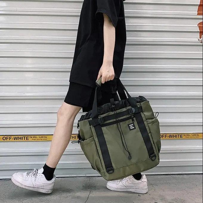 Сумка у стилі Street style об'ємна легка з нейлону