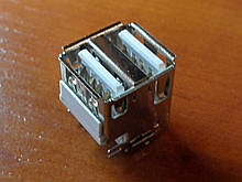 Double USB A Female — подвійний спідній конектор роз'єм