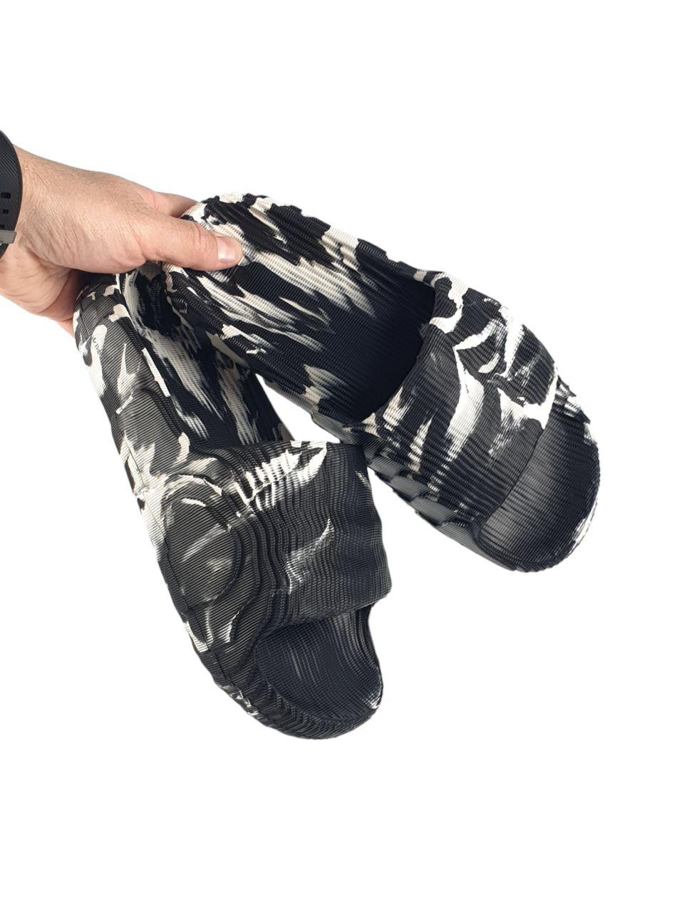 Тапочки чоловічі чорно-сірі Adidas Adilette 22 Slides Black Grey (16363)