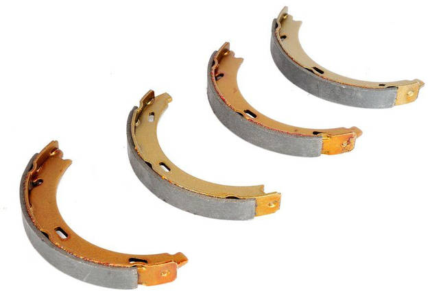 Колодки ручного гальма Raiso(Швеція) MB CLK (C208), МБ СЛК (Ц208) 88 - #RB8208 UAKYDSJ7, фото 1