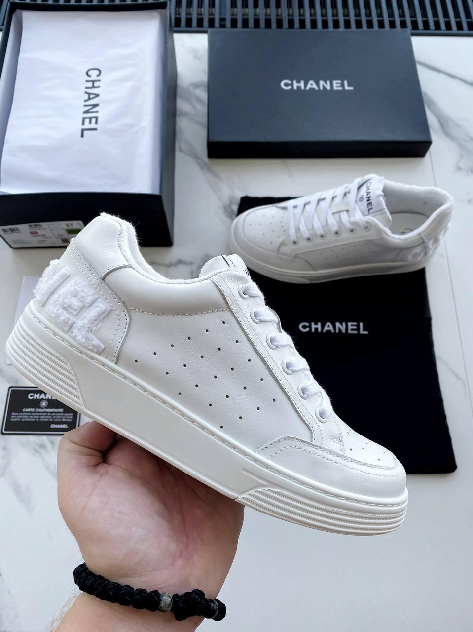 Жіночі кросівки Chanel Calfskin Logo Sneakers White ALL06663, фото 1