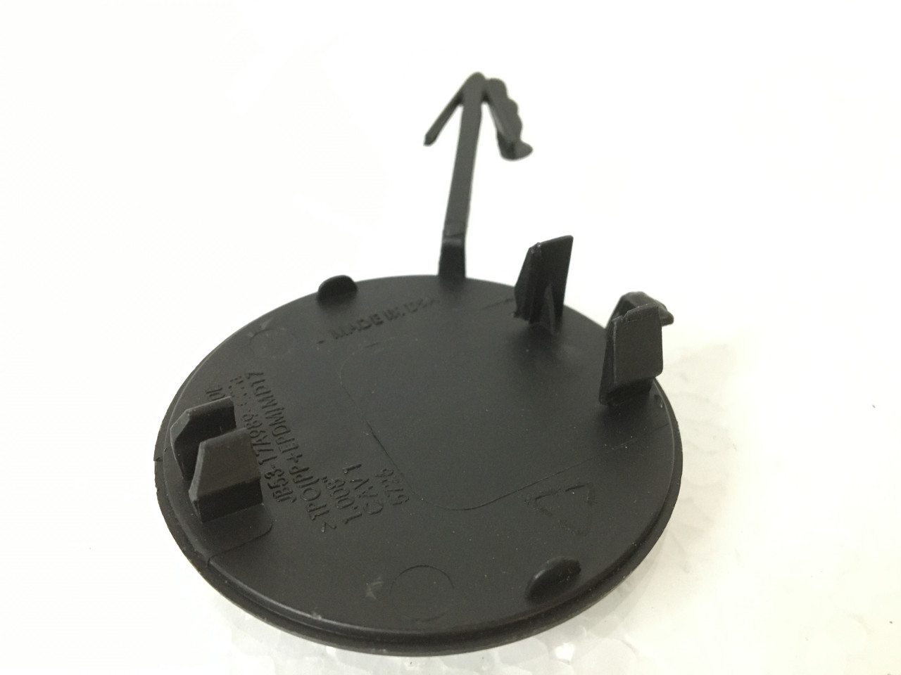 Заглушка Буксировочная Переднего Бампера 2016-2018