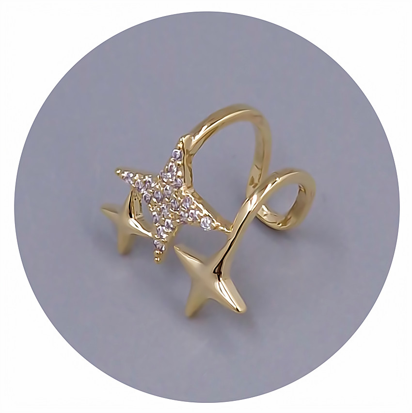 Кафи FJ. Позолота лимонного відтінку. Камені: білий циркон. Довжина: 15 мм. Ширина: 10 мм.