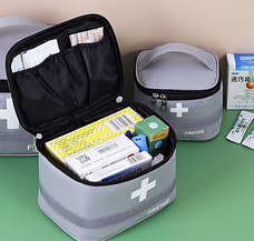 Органайзер для ліків "FIRST AID KIT CUBE MEDIUM". Розмір 19х13х12 см. Червоний колір, фото 3