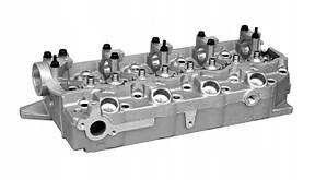 Головка двигуна (ГБЦ) 4D56