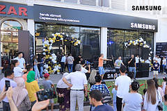 Відкриття нового філії в центрі міста