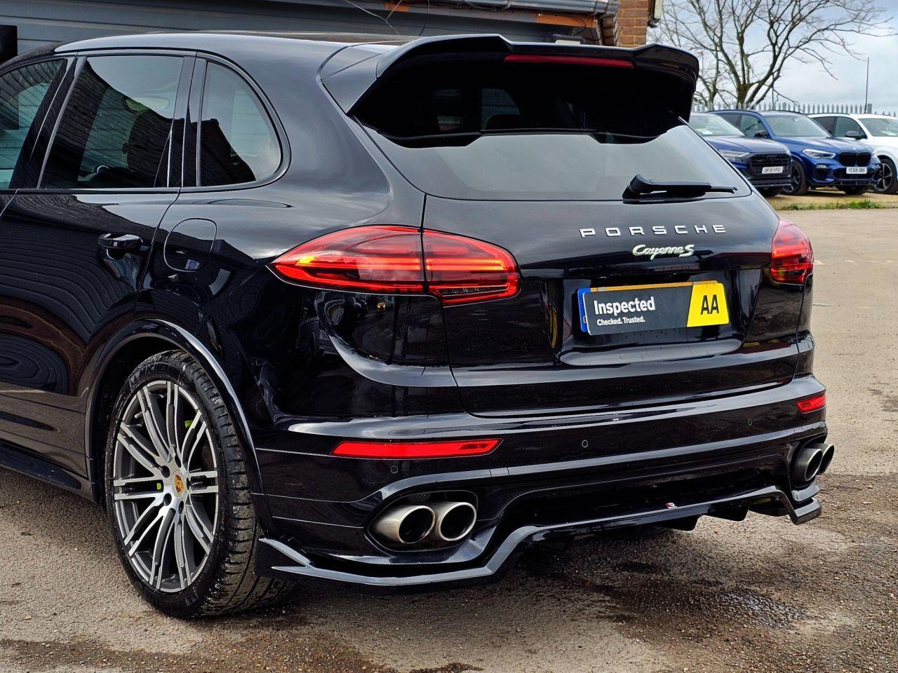 Дифузор Porsche Cayenne 958 (14-18) тюнінг обвіс спідниця елерон