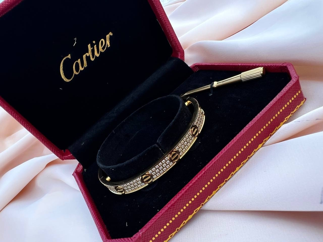 Cartier браслет із викруткою / Дрібний цирконій / Браслет LOVE з викруткою /Красива подарункова упаковка - коробочка з оксамитом