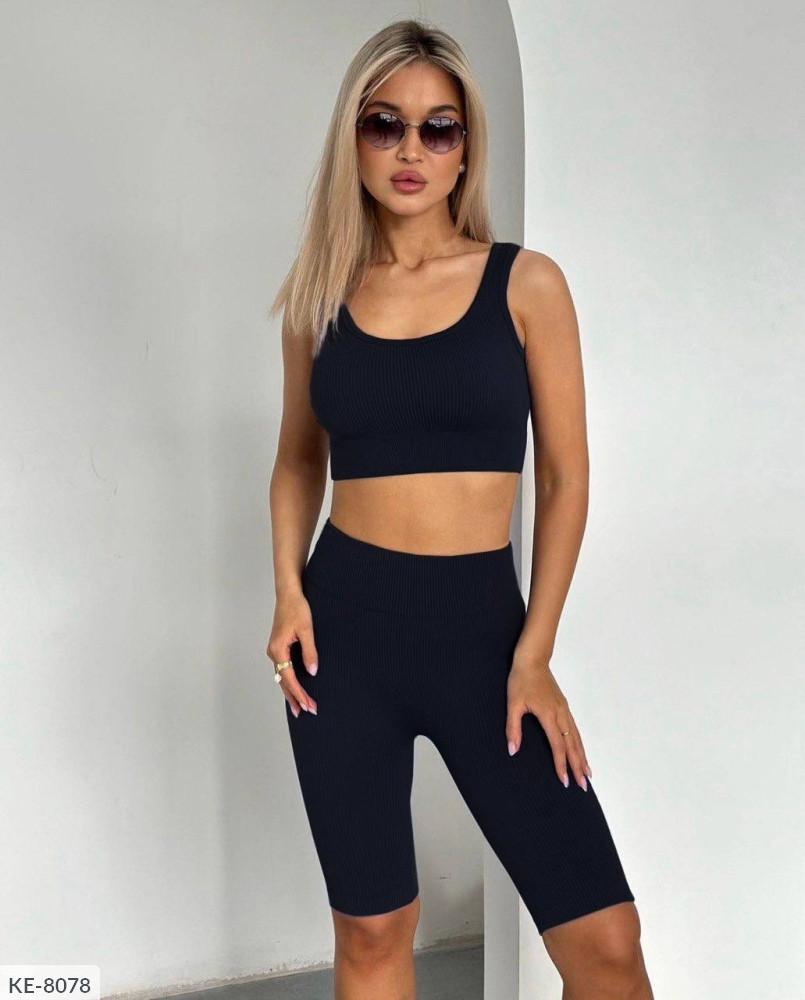 Костюм жіночий обтислий топ і велосипедки до коліна для тренувань, у зал у рубчик розміри 42-46