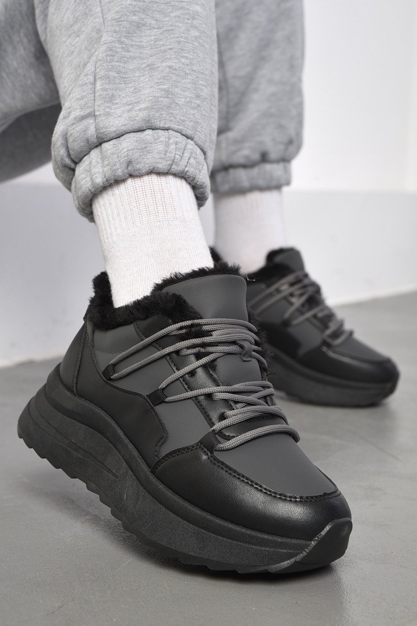 Кросівки жіночі на хутрі чорно-сірого кольору р.37 183593T Безкоштовна доставка, фото 1