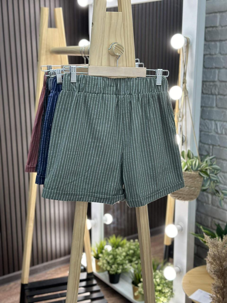 Стильні жіночі шорти, тканина "Муслім" 46, 48, 50, 52, 54, 56 розмір 46