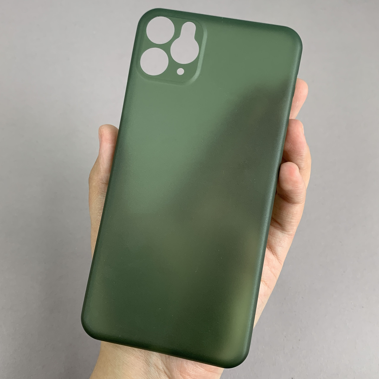 Чехол для iPhone 11 Pro Max ультратонкий карбоновый чехол на телефон айфон 11 про макс зелений LKG
