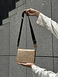 Жіноча бежева класична сумка 6006 крос-боді через плече на тонкому ремінці, фото 8