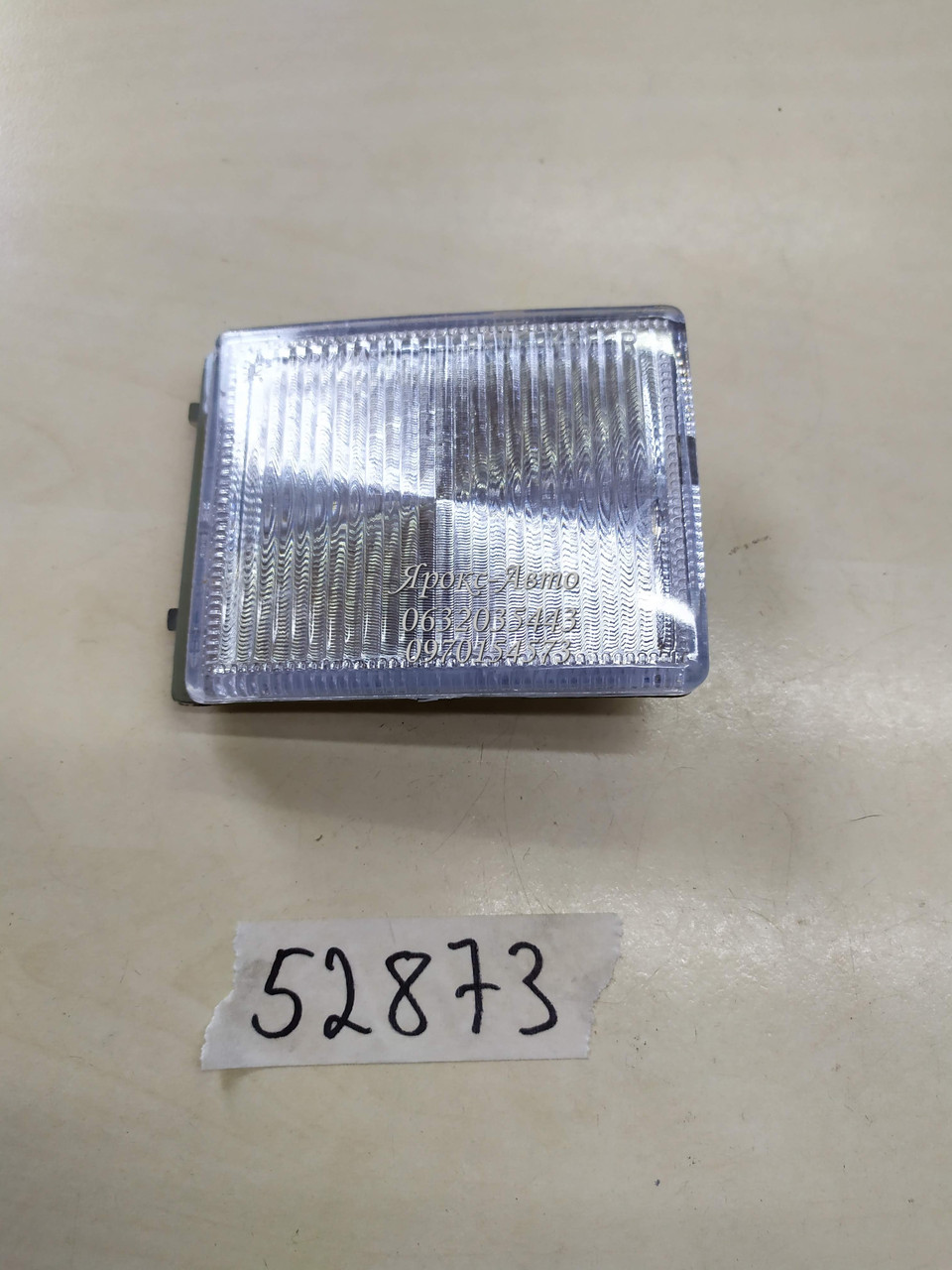 Відбивач у бампер правий для Volkswagen Passat B4 94-96 000052873, фото 1