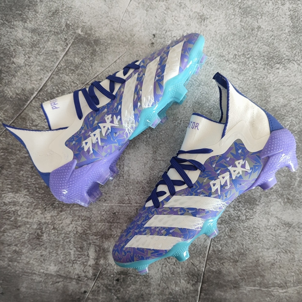 Бутси Аdidas PREDATOR FREAK.1 FG / футбольне взуття/адідас предатор