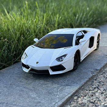 Машинка на радіоуправлінні Lamborghini Aventador Coupe | Машинки на пульті управління | Машина ламборгіні