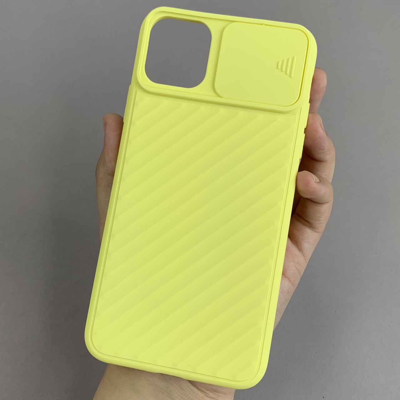 Чохол для iPhone 11 Pro Max зі шторкою для камери щільний чохол на телефон айфон 11 про макс жовтий CLR