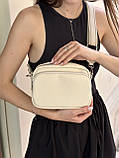 Жіноча біла молочна класична сумка крос-боді на ремінці на три відділи, фото 7