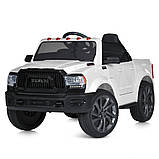 Дитячий електромобіль пікап із кузовом Dodge Ram M 5766 з пультом радіокерування для дітей 3-8 років Білий, фото 2