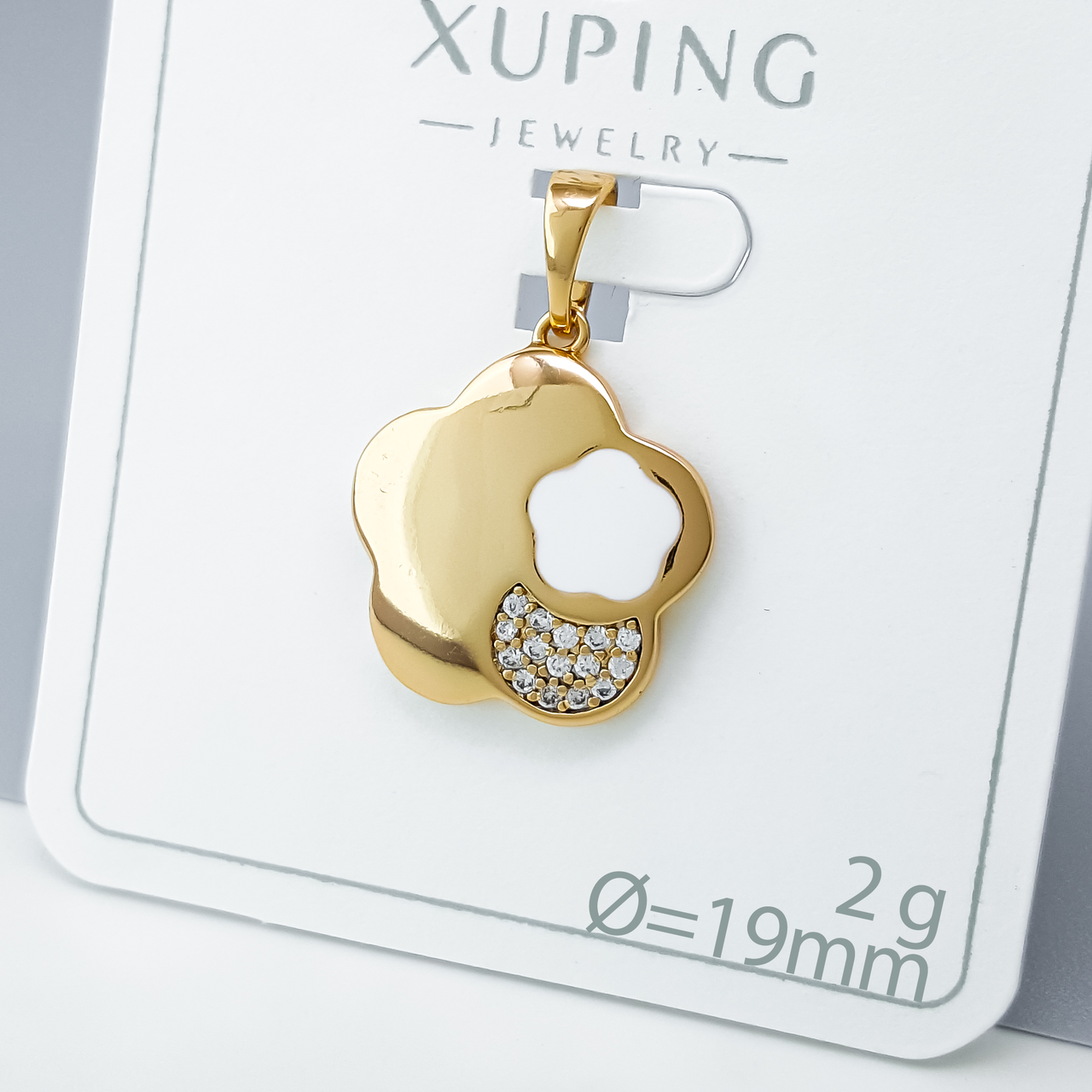 Кулон "Квітка" з білою емаллю та камінням, медичне золото Xuping 18К