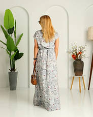 Довга легка сукня в сірому кольорі принтована квітами "Аліна". Розміри від 44 до 58, фото 2