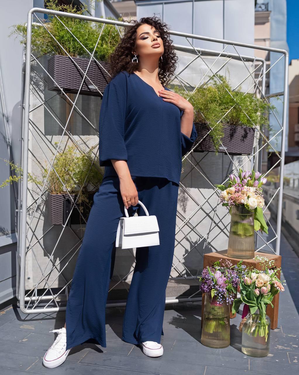 Костюм прогулянковий