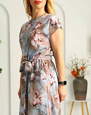 Довга легка сукня в сірому кольорі принтована магноліями "Аліна". Розміри 44-46, 48-50., фото 2