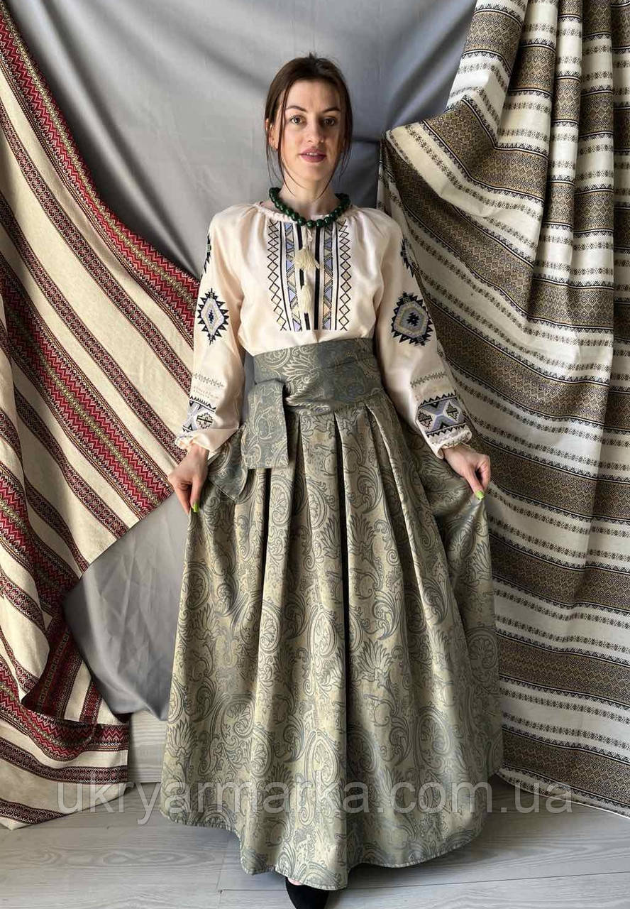 Український комплект сорочка і спідниця  "На леваді"