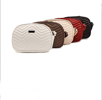 Сумочка жіноча крос-боді 19*14 см на три відділення зі штучної шкіри в різних кольорах Karman